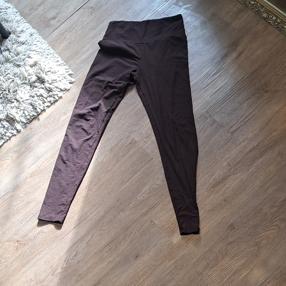 Viral Butter Soft Brown High-Waisted Leggings - Picture 2 of 2